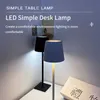 Lampade Lampada da tavolo a LED semplice Interruttore tattile Oscuramento USB Ricarica wireless Ristorante Camera da letto Comodino Decorazione della casa Luce notturna AA230421