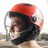 男性用のオートバイヘルメットスクータースケートボード大人の自転車スケートロングボードの傾斜スケート