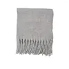 Szaliki Lady Tassel Scarf Stylowe kobiety zimowe miękkie kaszmirowe kaszmirowe poczucie przytulnej ochrony szyi wiatrakowy lekka waga na zimno