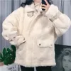 سترات نسائية نساء معاطف الفراء الحلو فو ، فخور جيب الجيب غير الرسمي Teddy Outerwear 2023 الشتاء دافئ أبيض ناعم السيدات