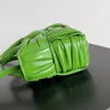 Designer Mini Tote Bag 20cm Luxury Crossbody Bag 10a Toppkvalitet Topphandtag Bag Intrecio Lambskin Shoulder Bag Candy Arco Tote Bag 729029 med Box B88V