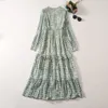 2024 Spring Green V Collar Long Sleeves Long Women Dress Plusサイズのデザイナープリントマキシドレス女性11203