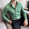 Herrklänningskjortor brittisk stil män dubbel breasted skjorta 2023 hösten långärmad randig smal passform formell affär social party tuxedo