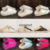 Designer Italie Goldenlies Sneaker Super Star Sabot Femmes Pantoufles de fourrure Chaussures décontractées Paillettes Classique Blanc Do-Old Dirty Star Baskets Australie Chaussures de laine d'hiver