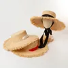 Berets Children's Spring And Summer Hand-knitted Raffia Grass Flat Edge Straw Hat With Straps Outdoor Beach Sunscreen