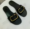 Chinelo Feminino Designer BIG V SIGNATURE POLÍMERO TRANSPARENTE SLIDE SANDAL Para mulheres design slip-on 5mm LOGO PVC sandálias rasas Sapatos de praia de verão