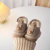 Stivali Stivali da neve per bambini in vera pelle di vacchetta Inverno Scarpe da bambino morbide e calde in cotone con peluche Ragazzi Ragazze Stivali in pelle scamosciata con pelliccia Principessa Retro Boot 231121