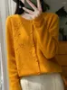 Kvinnors stickor Autumn Wool Sweater Cardigan Kvinnor O-Neck Långärmning Toppar China Style broderi Fashion Winter 2023 Knit Warm Pull Femme