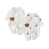 Rompers Baby Casual Jumpsuits Cute Bear Born Romper Cartoon Infant Boy Girl Ostrocie Ostra piżama 231120