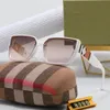 Designer óculos de sol design listrado com letra B com caixa chiqueiro clássico vintage para viagens de festa