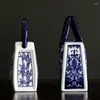 Vaser Jingdezhen keramisk vas kreativ handväska design kinesisk blå och vit porslin vardagsrum blommor arrangemang bordsdekoration