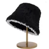 Bérets Mode d'hiver Version coréenne du chapeau de pêcheur en peluche polyvalent pour femmes, bord extérieur, couleur chaude, casquette de bassin chaude