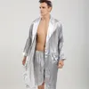 Vêtements de nuit pour hommes Plus Taille 4XL 5XL Hommes Kimono Robe de bain Robe Short Set Printemps Été Soie Satin Nightwear Bleu Marine Stripe Home Wear