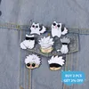 Pinos broches gojo satoru gatos pinos de esmalte kawaii papel máscara ocular de mangá broachos de mangás de jujutsu kaisen acessórios de anime para mochila z0421