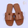 Slippers Sandals شرائح الإناث الصيفية الموضة خارج ارتداء نمط جديد شبكة حمراء شاطئ المسطح السفلي الشاطئ