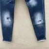 23SS C018 Slim Fit Jeans mit kleinem Fuß. COOLGUY MAN JEANS-Stoff, mikroelastisch, mit hochwertiger Waschung, Reißverschluss, Stickerei, Dekoration, kleines Etikett