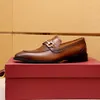 2023 Scarpe eleganti da uomo in vera pelle da ufficio Stile completo Designer di marca Matrimonio Casual Business Flats Classic Slip On Mocassini Taglia 38-47