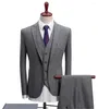 Mäns kostymer Mens Gray 2023 Tre stycken Wool Groom Tuxedos Shawl Lapel Business for Wedding Evening (Blazer Vest Pants) Plus Size