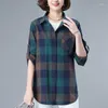 Chemisiers pour femmes élégants poches épissées chemise en treillis asymétrique vêtements pour femmes 2023 automne surdimensionné décontracté hauts lâche coréen
