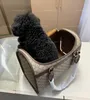 Bolsa de transporte para animais de estimação, bolsa luxuosa de designer para pequenos animais de estimação, sacola de couro clássica para transporte de cães, bolsa de transporte para gatos, acessórios para animais de estimação