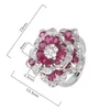 Anneaux de cluster Vinregem Flower Lab Créé Ruby Emerald Gemstone Hyperbole Bague pour femmes Cadeaux Anniversaire Cocktail Party Bijoux en gros