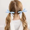 Hårtillbehör NCMAMA 2st/Set Solid Silk Ribbon Bow med klipp för flickor Bowknot Pin Barrettes Kids Headwear