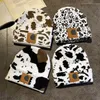 Carhart Cappelli firmati Berretto da donna da uomo Milk Leopard cappelli invernali in maglia termica cappello di lana lavorato a maglia più berretto di velluto all'aperto Maschera più spessa Berretti con frange cappelli Carharttlys