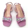 Chaussures habillées couleur rose fleur eau diamant talon bas matériau brillant fête confortable sandales pour femmes chaussures et sac portable ensemble 231121