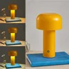 Tischlampen Italienisch FLOS Pilz Nachttischlampe Bellhop Nordic Ladedesign Rot Schlafzimmer Atmosphäre kleines Nachtlicht AA230421