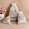 Jewelry Pouches 10Pcs/lot Heart Pattern Flax Jute Bags 8x10 10x14 13x18cm Birthday Christmas Party Wedding Burlap Linen Drawstring Gift Bag