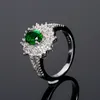 Feestring voor vrouwen bloemvormige creatieve design vingerring met groene kubieke zirkoon officiële gelegenheid vrouwen sieraden