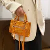 Вечерние сумки моды Женщины -дизайнерские сумочки Lady Mini Crossbody Bags Stone Patters Sags Sags Luxury Brand Gold Silver Green Small Totes J230420