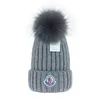 Herrhatt designer designer bobble hatt monxclair beanien lyxig mössa mens mössor för kvinnor män motorhuv vinter hatt garn färgade broderad kasquett bomull cappello