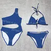 Bokstäver Kvinnor Bikinis Badkläder Sexiga One Piece Halter Baddräkter Split Vadderade BH-byxor Sommar Strand Semester Pool Fest Baddräkter Mode Baddräkt