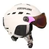 스키 헬멧 바이저가있는 스키 헬멧 GoExplore 스노우 보드 헬멧 장착 초박상 초경성 야외 스노우 스케이트 보드 안전 헬멧 남성 여성 231120