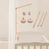 Ratels Mobiles 7 st Montage Ratels Bracket Setinfant Crib Mobiel bed bellbeugelbescherming Geboren baby speelgoed houten bed bell accessoires 230420