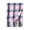 Kvinnors vinter 2023 Ny Imitation Cashmere Contrast Plaid Print Shawl Scarf Fringe Neck