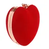 Kvällspåsar Red Heart Design Women Clutch Small Diamonds Golden Velvet Evening Bags Party Wedding Handväskor Väska för kvinnlig 231121