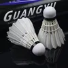 Badminton shuttlecocks guangyu badminton shuttlecock 12 adet ördek tüyü tüm round shuttlecock iyi dayanıklı ve uçuş fiyatı mekiği horoz 231120