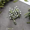 Broches Broches Creative Main Exquis Plante Verte Broche Corsage Femme Rétro Perle Broches Manteau Accessoires Bijoux Z0421