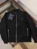 Projektanci Mens Jackets Bluzy Kurtki lotnicze Sprężyna jesień moda z kapturem płaszcz bombowy sport sportowy wiatrówki Casual Zippe Zima kurtka na zewnątrz M-4xl 16