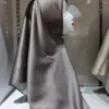 Etniska kläder gratis hijab muslimska kvinnor sjal huvudduk lyxiga tofsar chiffong halsduk malaysia bön kufi islam saudiarabien silke