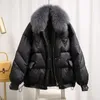 Gabardinas para mujer, abrigo de algodón con cuello de piel sintética, bufanda de moda, chaquetas más cálidas para el cuello de invierno, prendas de vestir cortas sueltas y cálidas esponjosas 2023