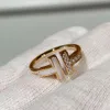 Tiffanyhsq pierścienie biżuteria 925 srebrna srebrna litera podwójna t Shell Diamond Otwarty pierścionek Kobiet Prosty na żywo gładka twarz pełna diamentowa pierścień palców pierścień dziewczyna