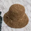 Шляпа шляпы широких краев, дамы боунот вязание крючком солнца шляпа пляж женщины летняя капля увлекаются мельницей.
