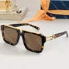 MASCOT PILOT PRÁTICA Óculos de sol Luxury Men Great Frame Glasses Classic Metal Letter Sunglasses