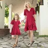 Familie matching outfits Moederdochter matching kleding ouder-kindjurk met houten oorriem losse prinsesjurk moeder dames lange jurk 230421