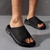 Sandały Summer 2023 Buty dla mężczyzn Casual Outdoor Męska moda na plażę mody Air Faily Flat Kaptle Sandalia Masculina