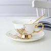 Cups Saucers Fashion Ceramic Coffee Tea Cup Saucer Spoon Design Vintage Bone China Teapot Set Drinkware Mug Dessert Trevlig gåva