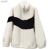 Pelliccia da donna Pelliccia sintetica 2023 Inverno Nuovo cappotto di pelliccia straniera addensata Pelo di agnello da donna Particella Integrato Maglione a contrasto in bianco e neroL231121